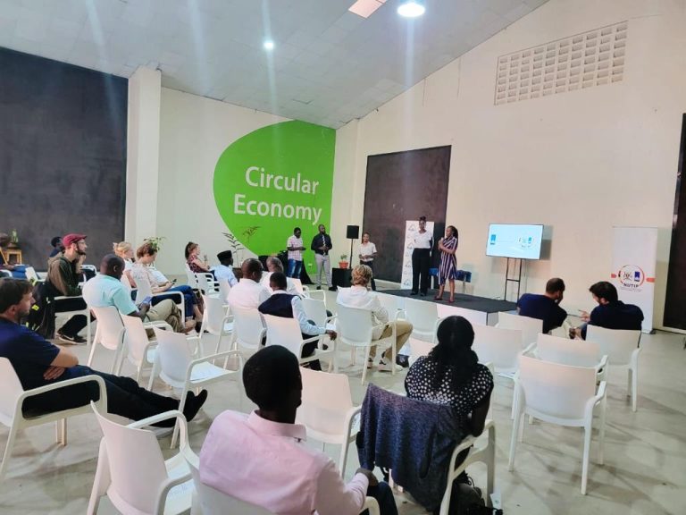 PHOTO-2023-10-20-08-48-38